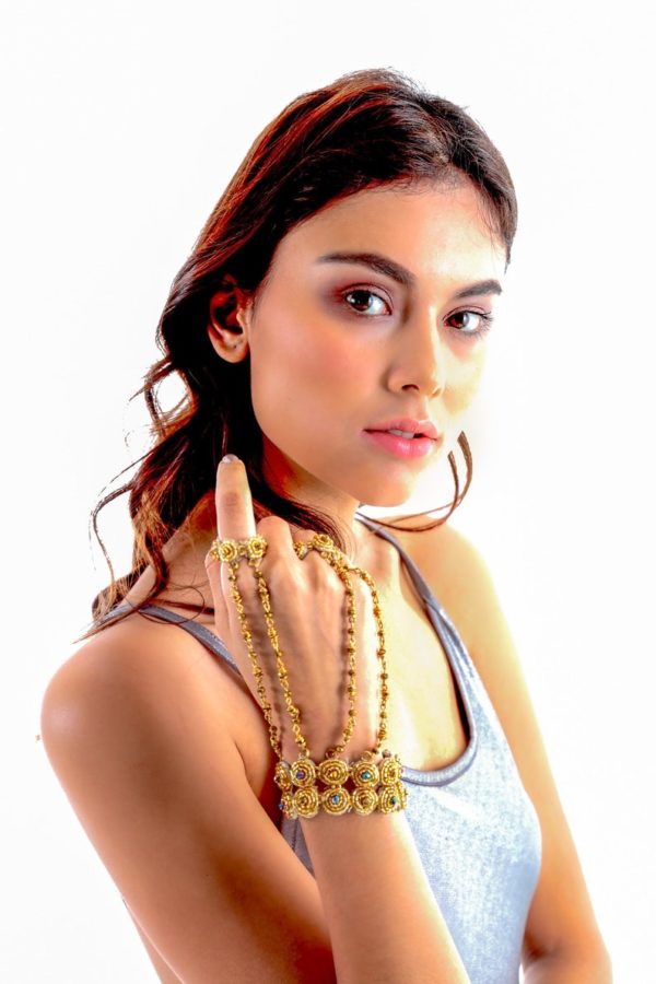 Gold Enchained Bracelet