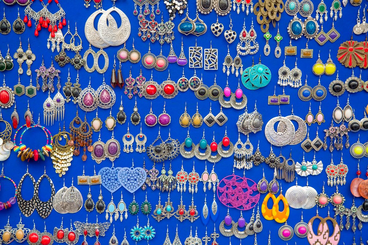 types of earrings